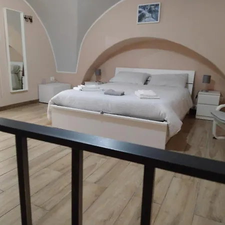 Pietra Lavica Holiday Catania
